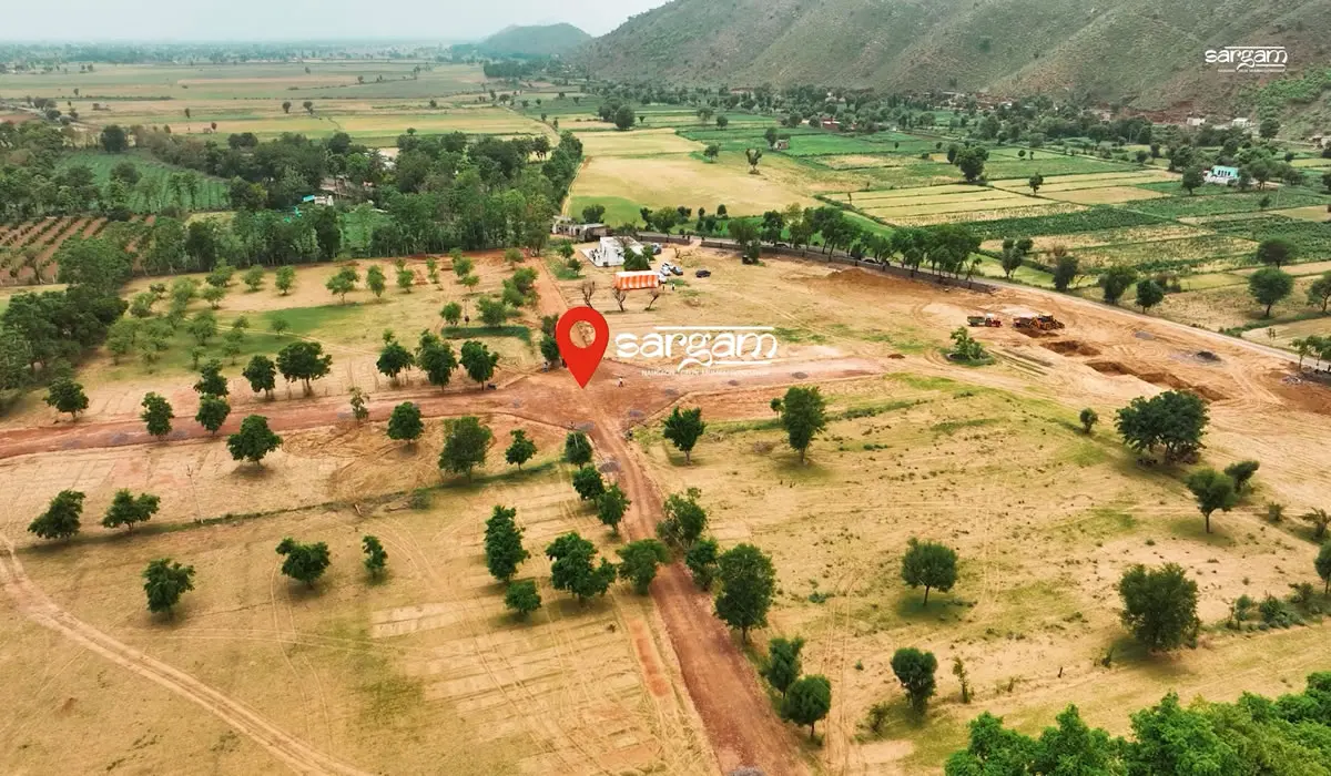 farmhouse land in Naugaon